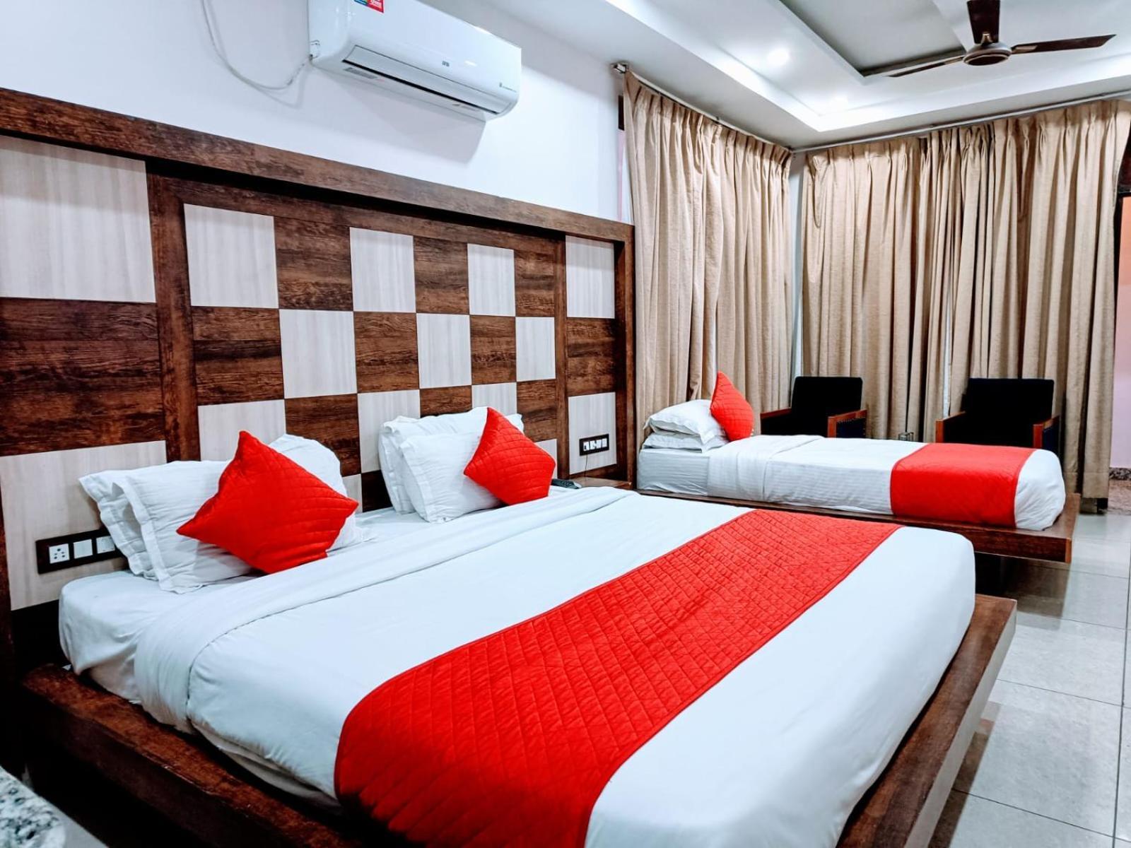 King Castle Mcleodganj-Centrally Heated And Air Cooled- Near Mall Road - Free Parking Дармсала Экстерьер фото